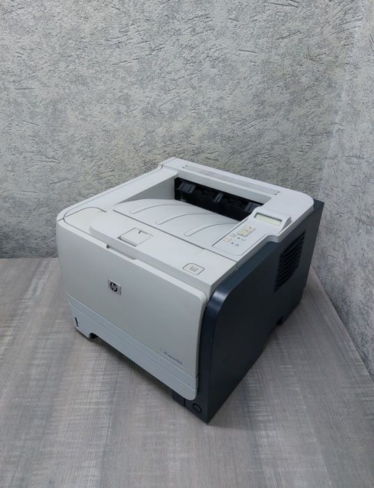 HP LaserJet P2055d
Принтер