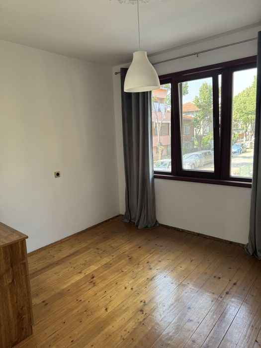 Дава се под наем Тристаен апартамент в с. Белащица, Област Пловдив - 82 кв.м за 510 € - Снимка #7