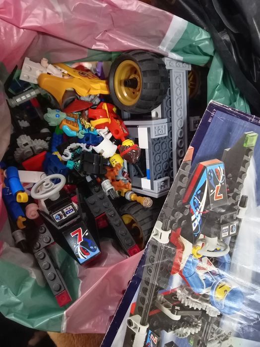 Срочно продам LEGO