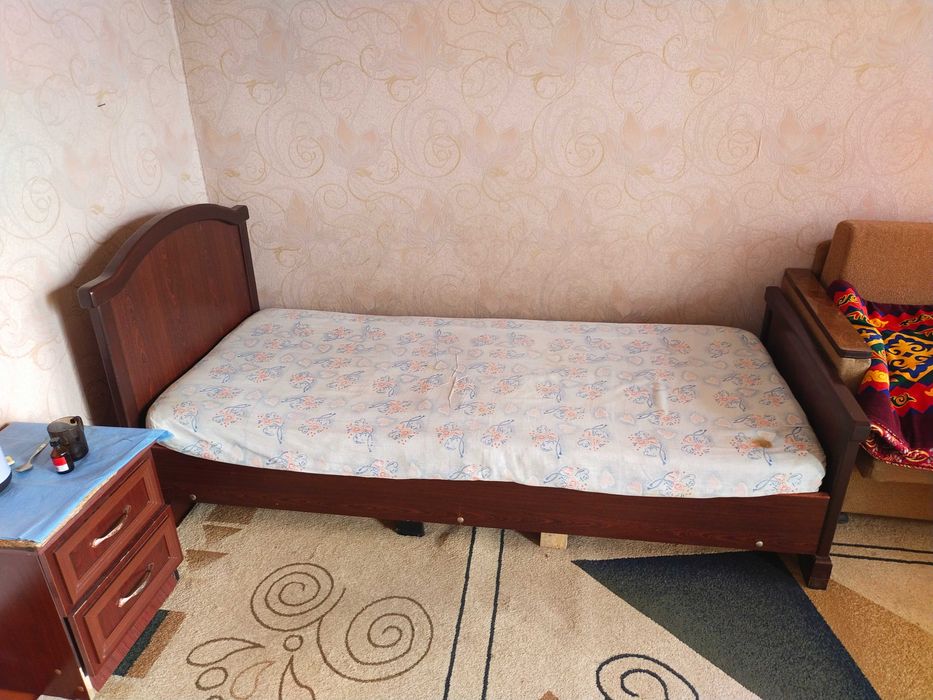мебел для детский кроват и тумба