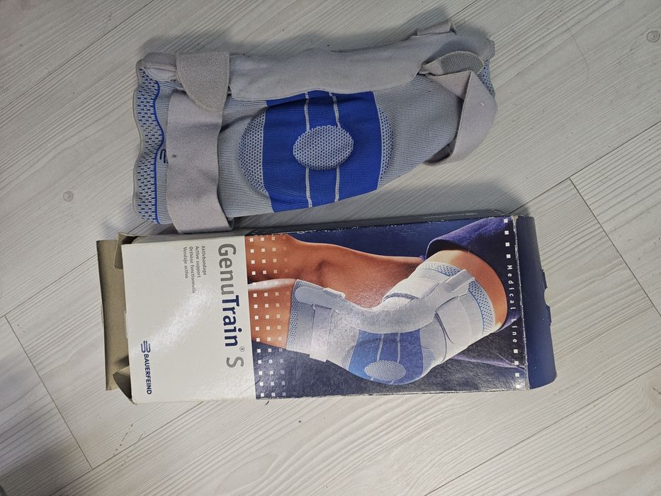 Orteza genunchi Bauerfeind GenuTrain S mărime 4 picior stang