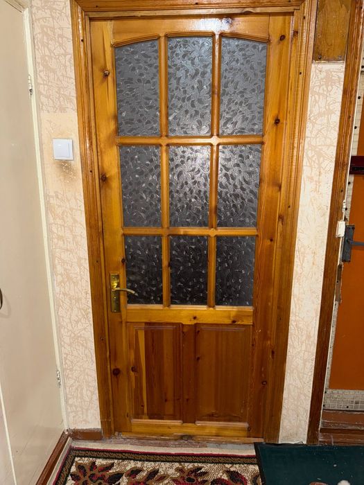 5 та эшик сотилади