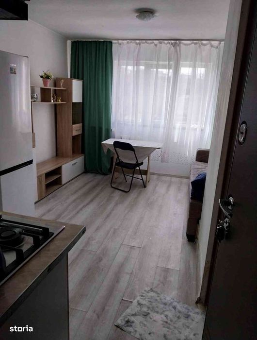 Cameră de cămin cu baie Nicolina și Baza 3