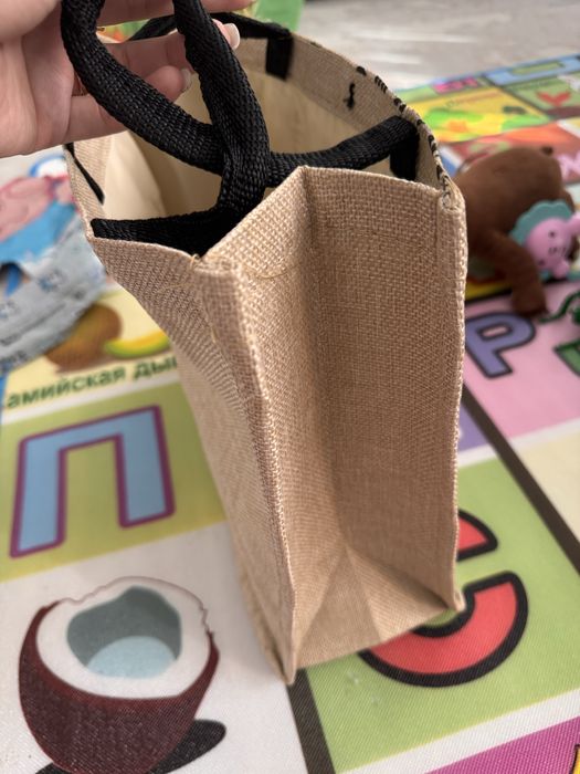 Продам сумочки новые