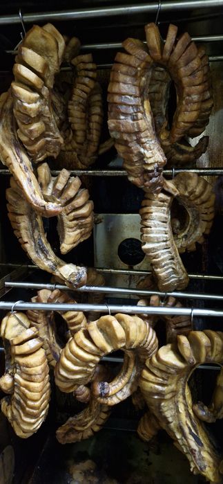 Коптильня. Коптилка, коптильная камера.