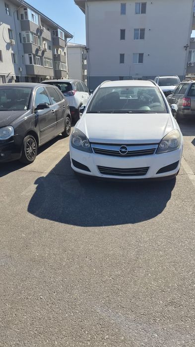 OPEL Astra 2009 — imagine 1