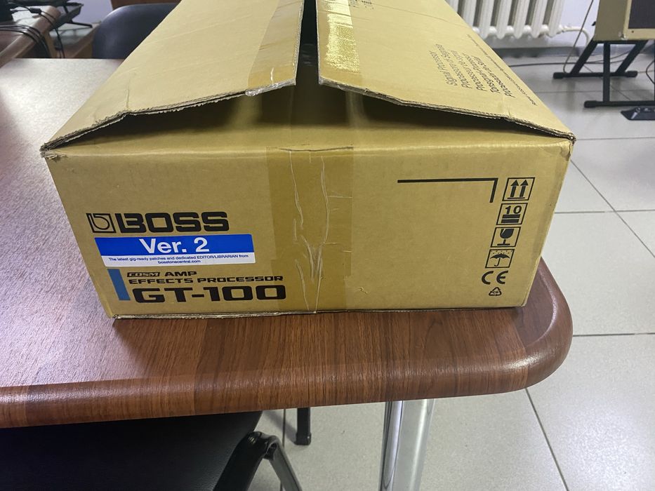 Гитарный процессор Boss GT-100