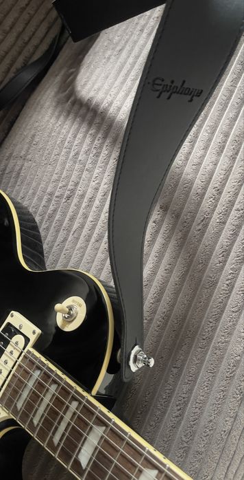 Продам Epiphone Les paul classic