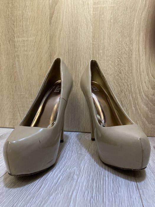 Лакированные туфли