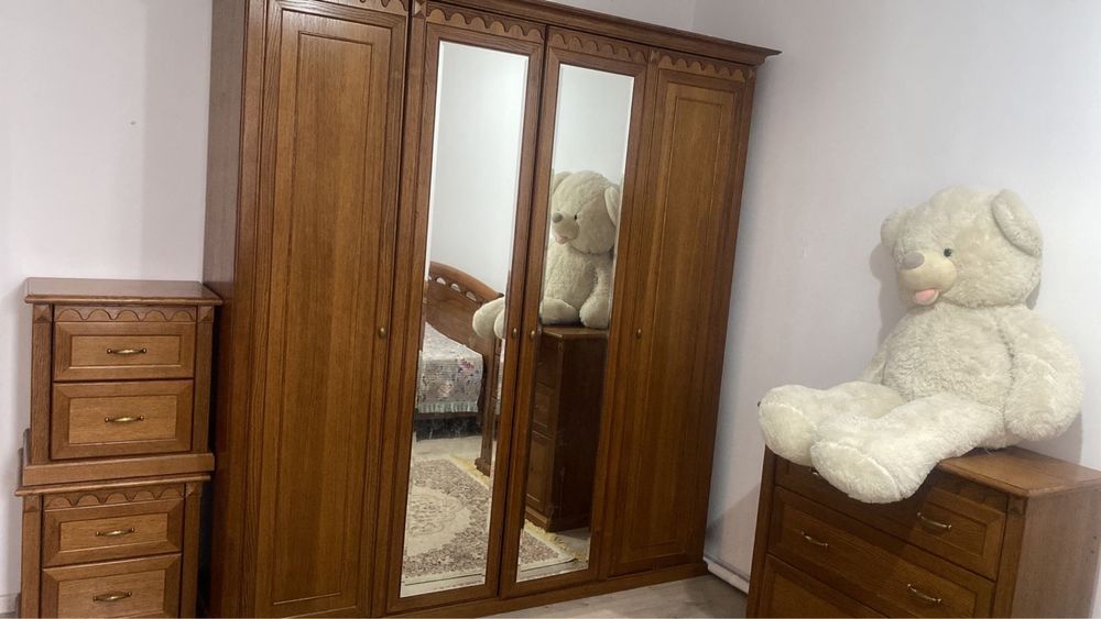 Спальный гарнитур