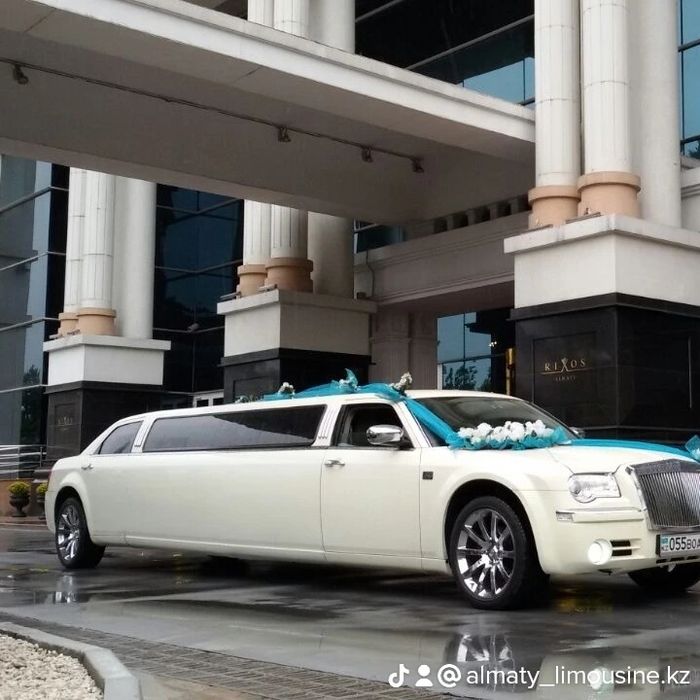 Прокат лимузина на выпускной