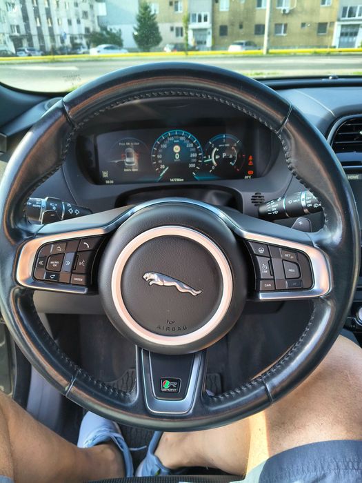 JAGUAR F-PACE 2017 — imagine 5