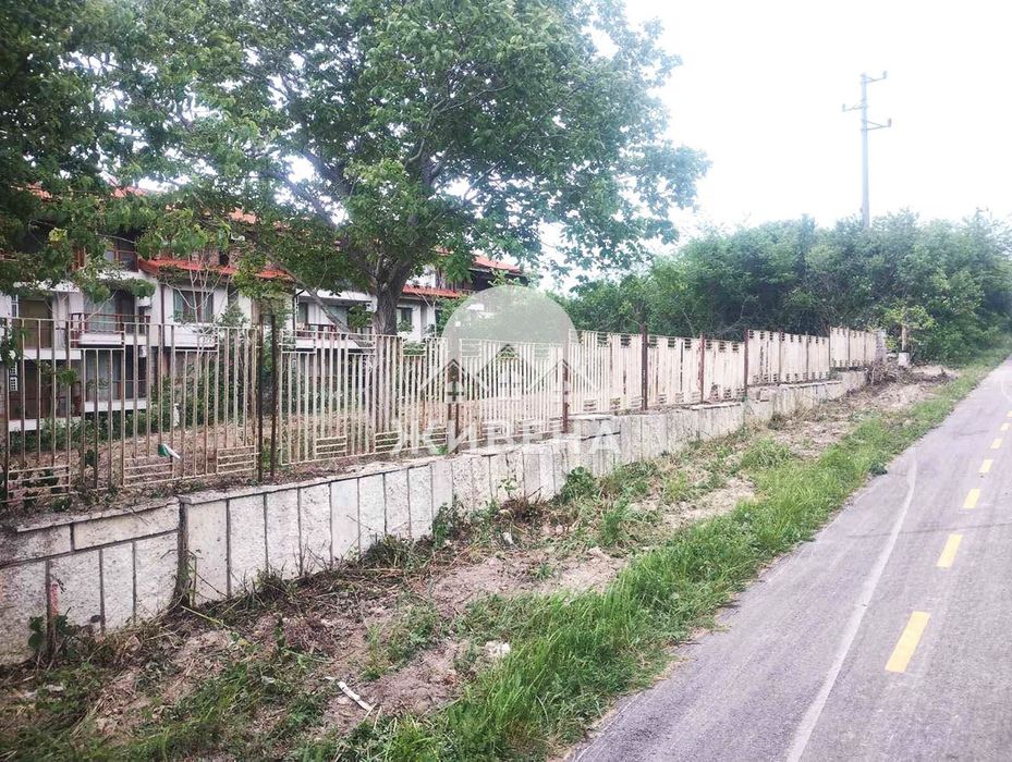 Продава се Парцел в Балчик - 662 кв.м за 71 €/кв.м - Снимка #9