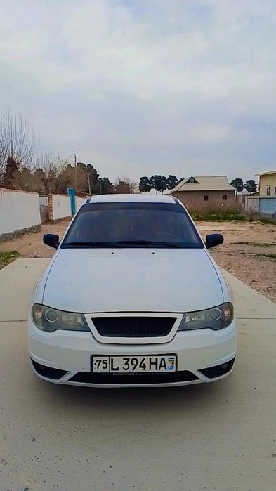Nexia 2 1.6 sotiladi