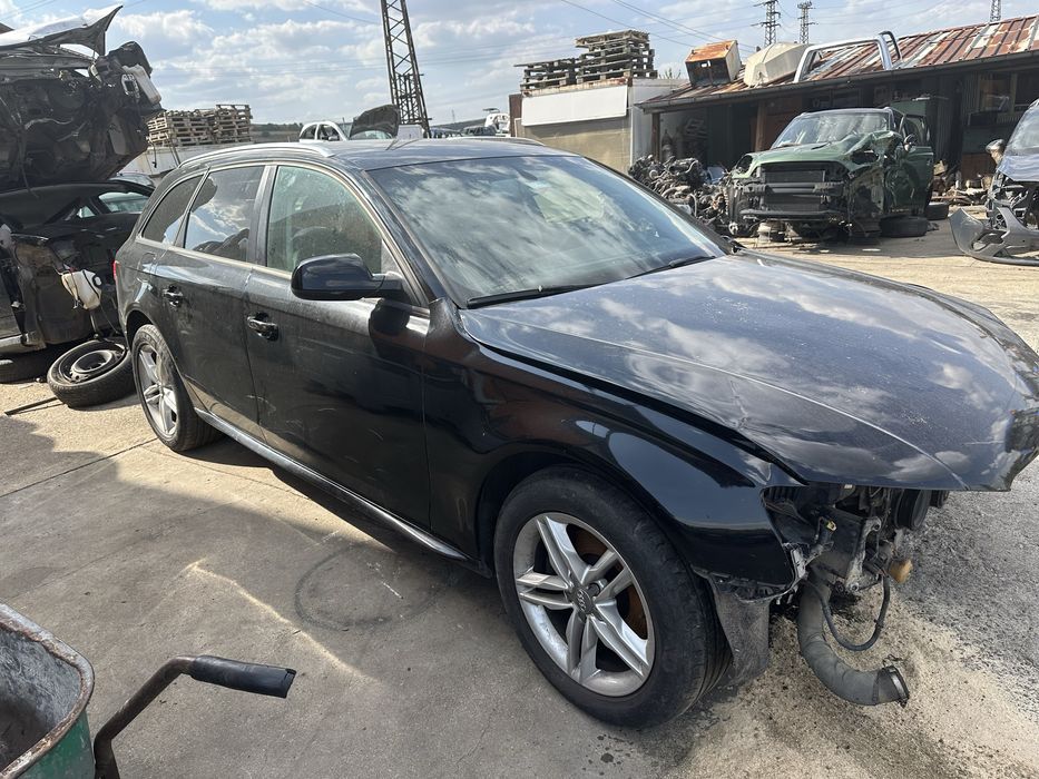 Audi A4 B8 2.0 TDI 143 НА ЧАСТИ