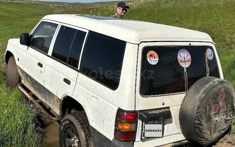 Mitsubishi Pajero 1998 г.