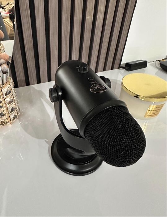 Vand microfon Blue Yeti