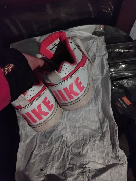 Оригинални Маратонки Nike  38 1/2