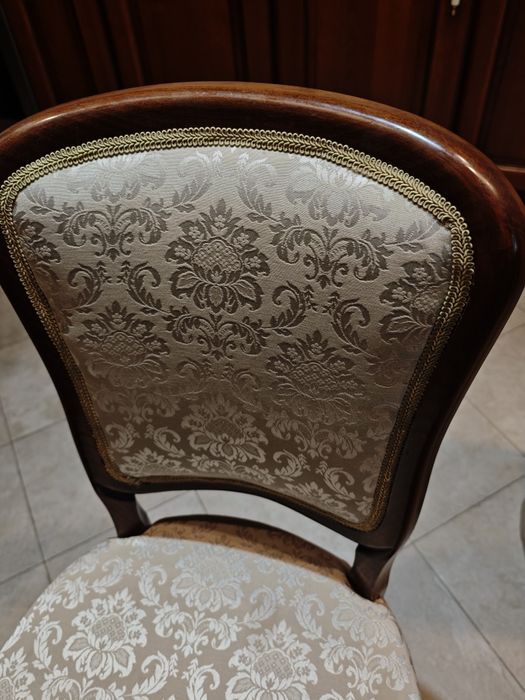 Продавам 4бр столове от череша - масив Италиански ; НАМАЛЕНИ