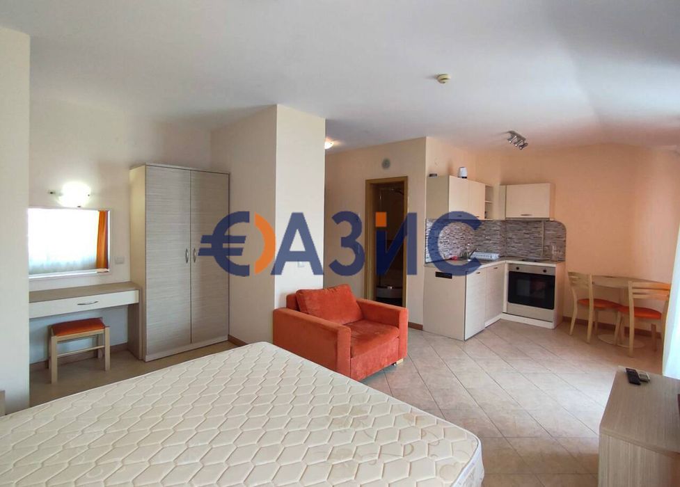 Напълно обзаведено студио в комплекс „Роял Сън“, Слънчев бряг, 56.82