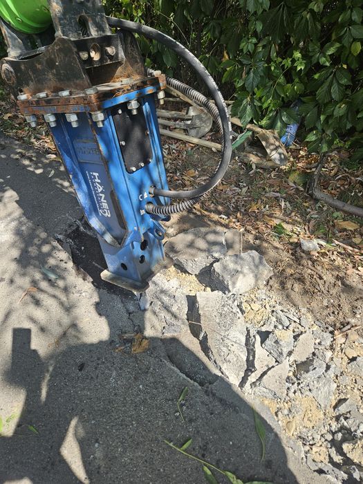 Inchiriez miniexcavator bobcat e19 , skid steer loader for rent incartcator senile bobcat t650, dumper 1.5t,
