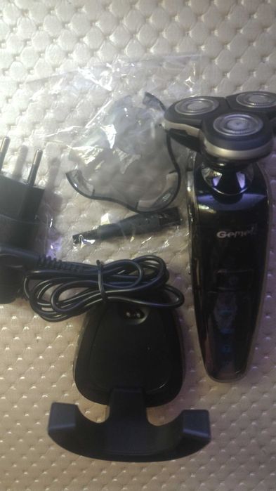 триммер для бороды(бритва)