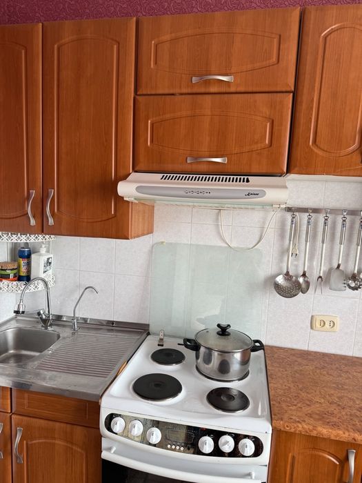Продам б/у кухонный гарнитур