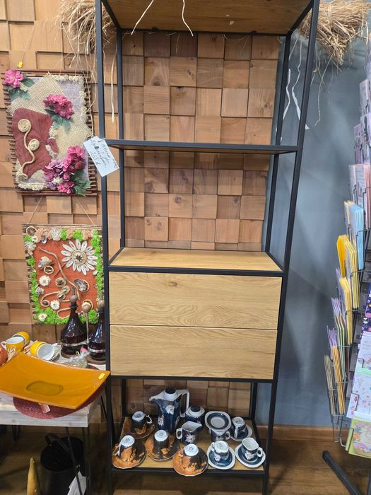 Етажерка с чекмеджета 180/70/30см.Чекмеджетата са с push отваряне.