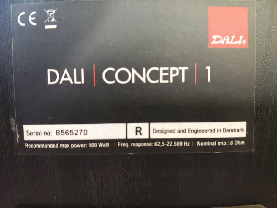Dali Concept 1, boxe daneze perfect funcționale, sunet foarte bun!