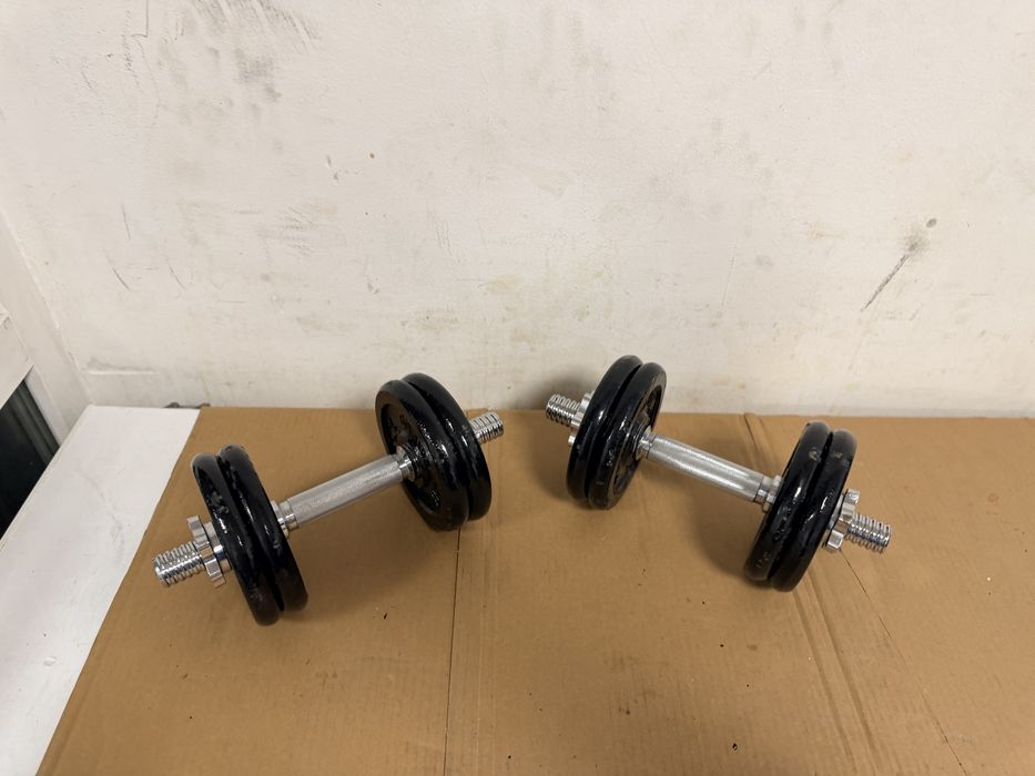 Gantere reglabile noi set 25 kg. 12,5 kg+12,5 kg=25 kg pret promo 250 lei