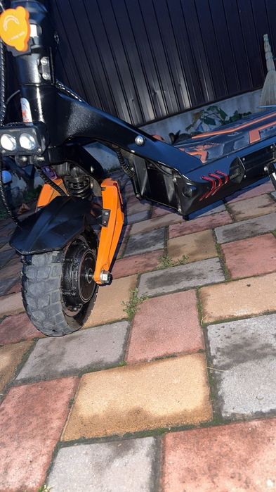 Vând trotinetă Kukirin G3 PRO