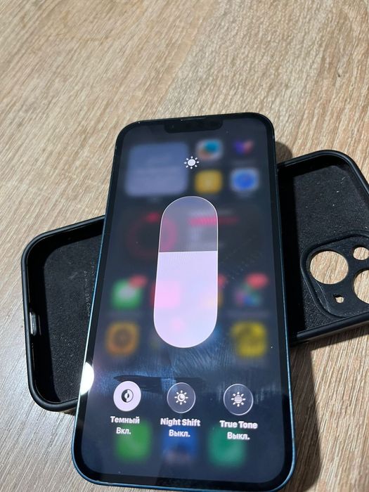 Айфон 13 в хорошем состоянии