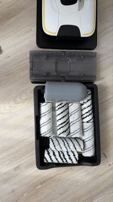 Моющий пылесос Karcher (швабра-пылесос)