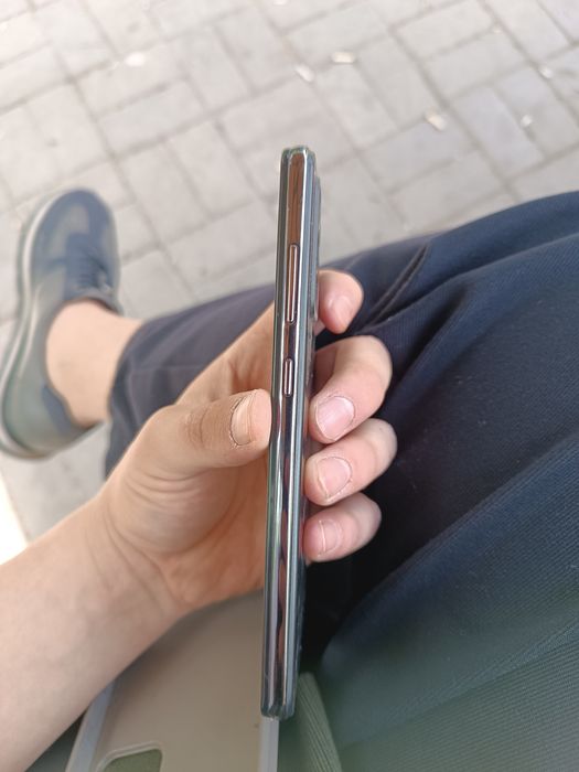 Самсунг Галакси а 72