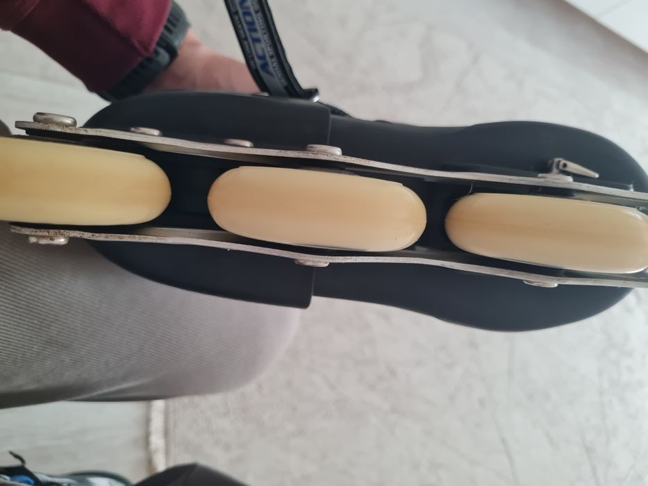 Продам ролики 39-42