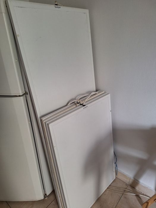 Panouri radiante SunJoy 4 buc de 600w și 1 buc 890w aproape noi cu termostate, vând urgent  și separat  400lei buc.cele de 600w și 700lei cel de 890w