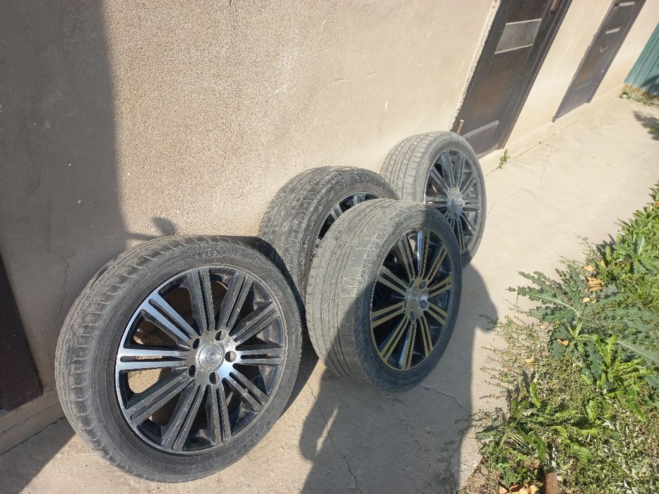Комплект  диски шинами,  хорошем состояние