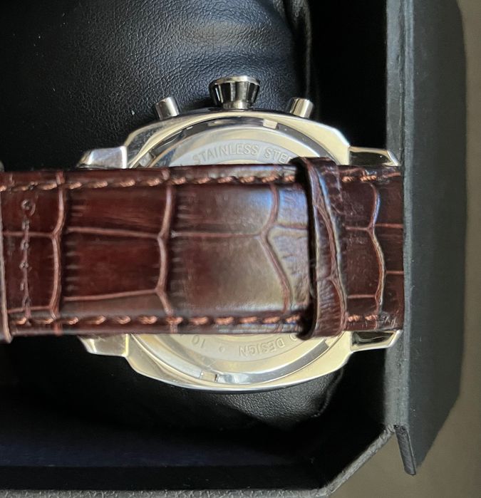 Часовник  Police