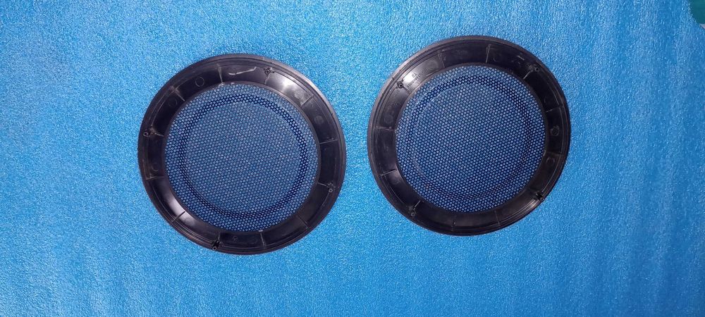 Plase 
Grile difuzoare pereche