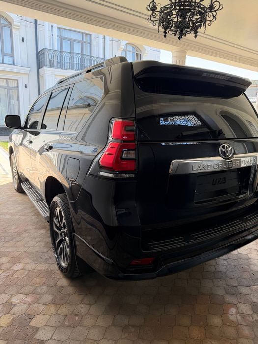 Land cruser prado 150