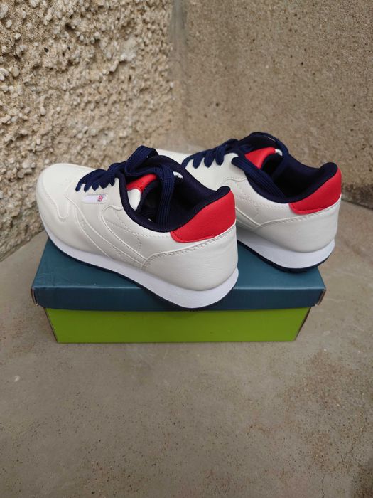 Кожени маратонки