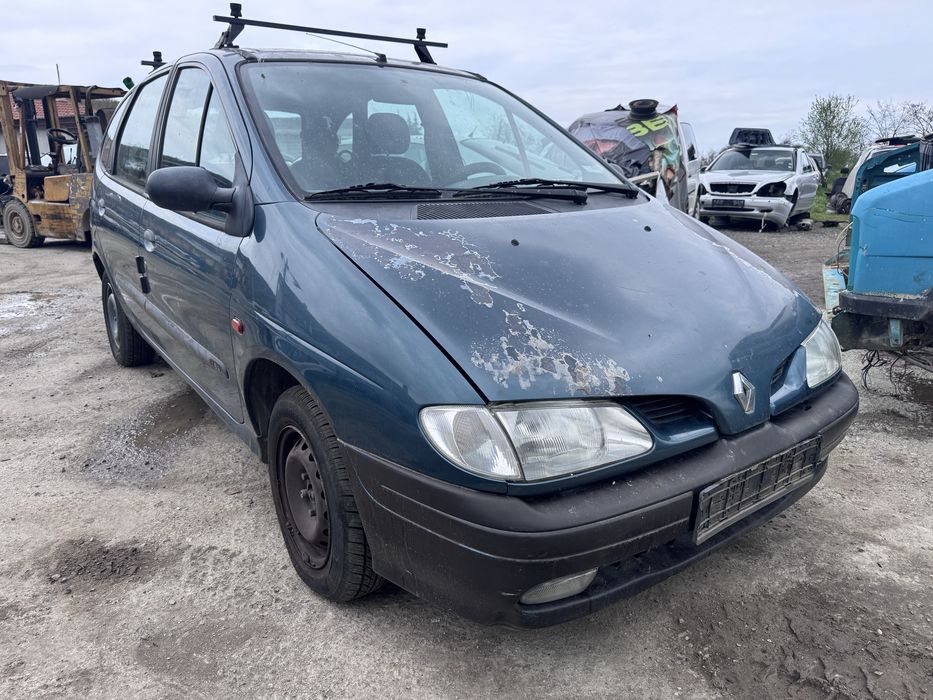 Рено Меган Сценик 1.6и 90кс 1997г На Части