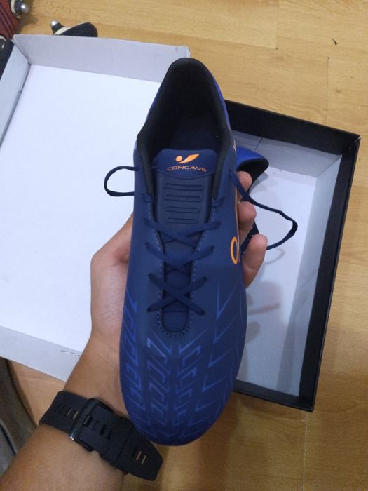 Ghete de fotbal originale