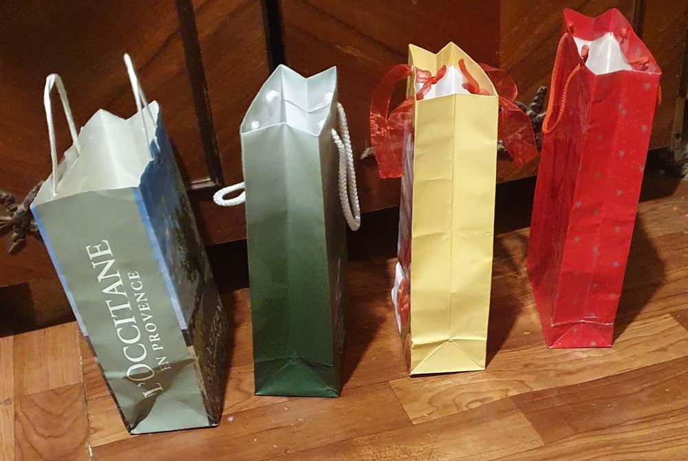 Pungi cadouri diferite