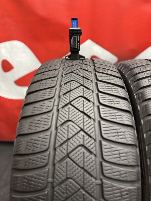 245 45 19, Зимни гуми, Pirelli SottoZero3, 2 броя