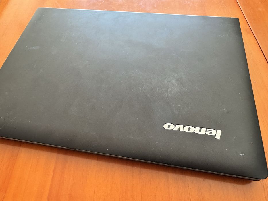Лаптоп Lenovo M30