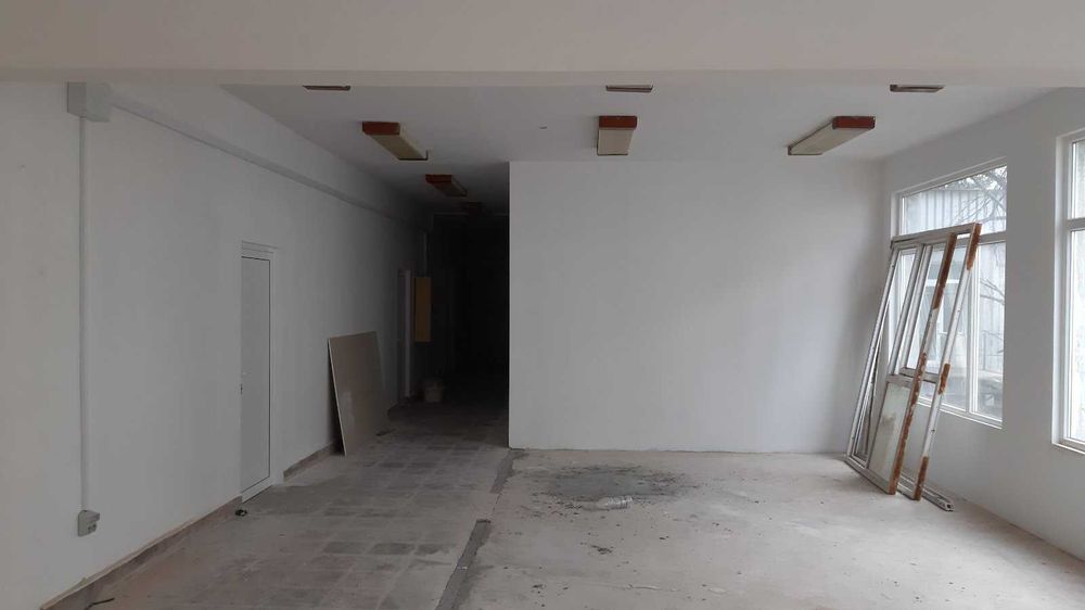 Дава се под наем Склад в Русе, Промишлена зона - Изток - 432 кв.м за 510 € - Снимка #1