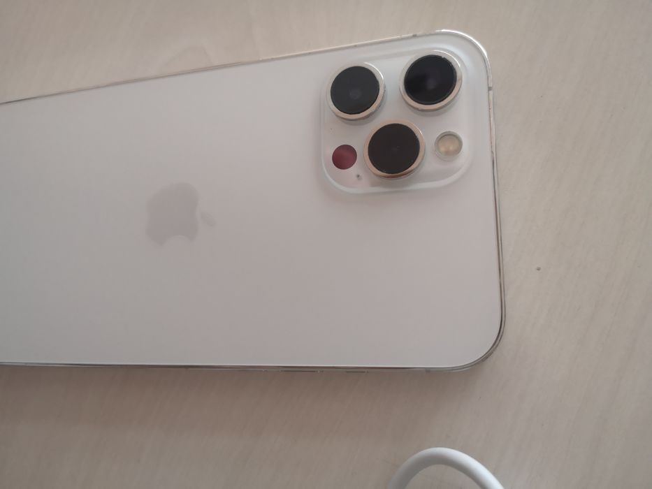 Iphone 12 Pro Max Silver 128gb-100 %Battery health