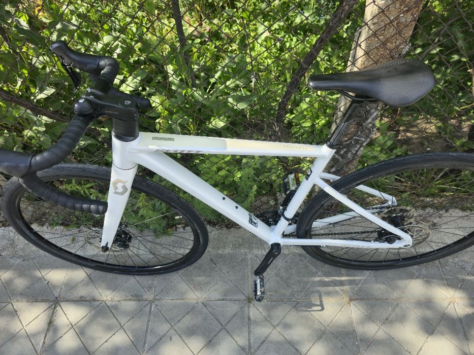 Scott Speedster Contessa 28 цола XS-S  рамка 2x9 Sora проходни оси