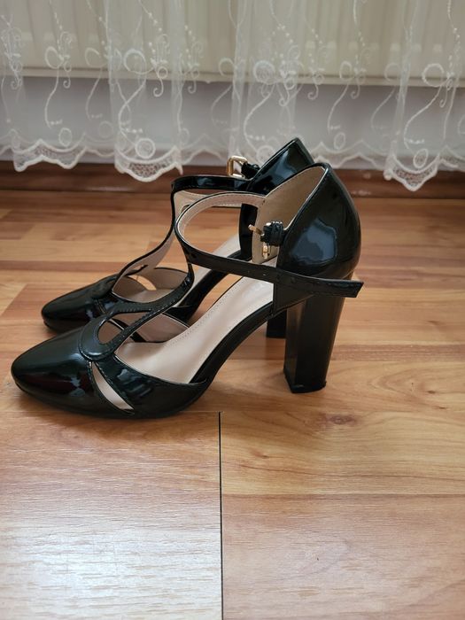 Pantofi dama si ghete